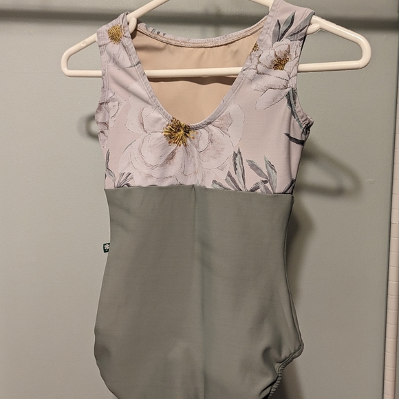 Luckyleo leotard - Picture 2 of 5